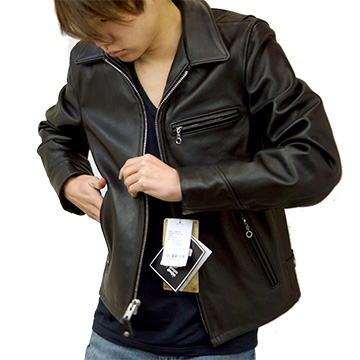 レザージャケット定価14万円 日本未発売 ショット Schott 水牛革 トラッカージャケット